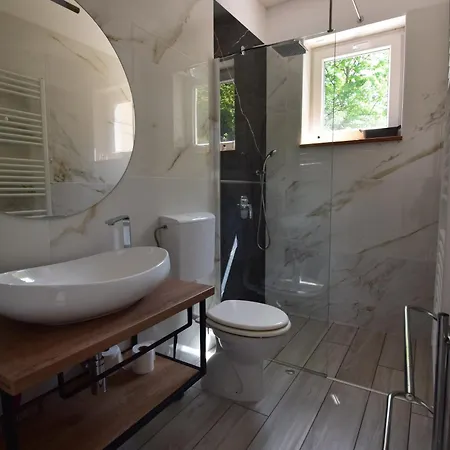 Bella Vista Lilly Apartmán *