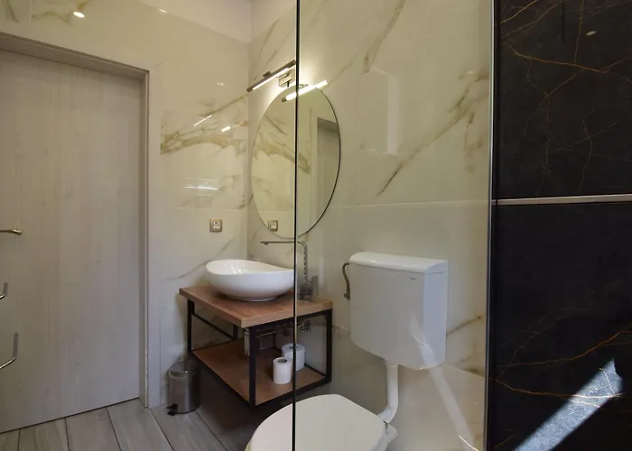 Bella Vista Lilly * 波尔托罗